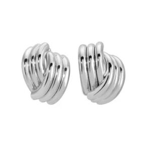 HEAVEN MAYHEM - Silver Clove Earrings NWT